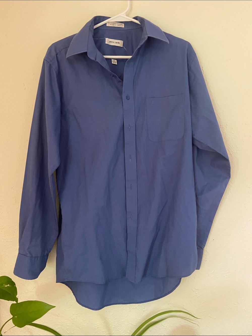 Pierre Cardin Men's Solid Blue Long-Sleeve Dress Shirt